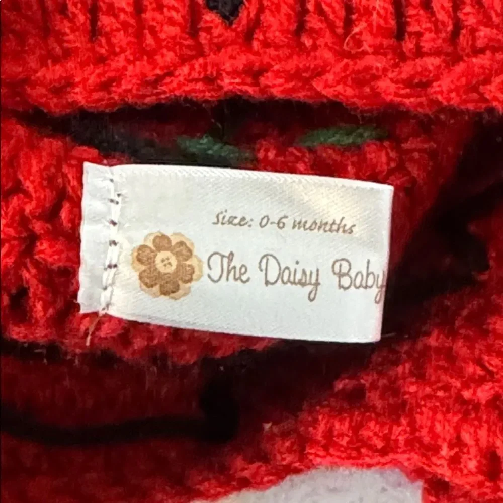 Daisy Baby Infant Crocheted Strawberry Hat Beanie with Ear Flaps 0-6 months NWT